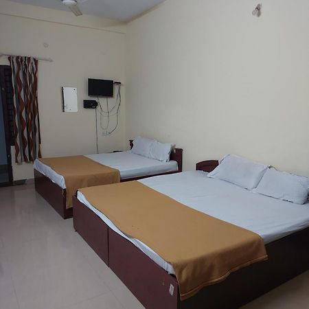 Adhithya Apartments Guruvāyūr Exteriér fotografie
