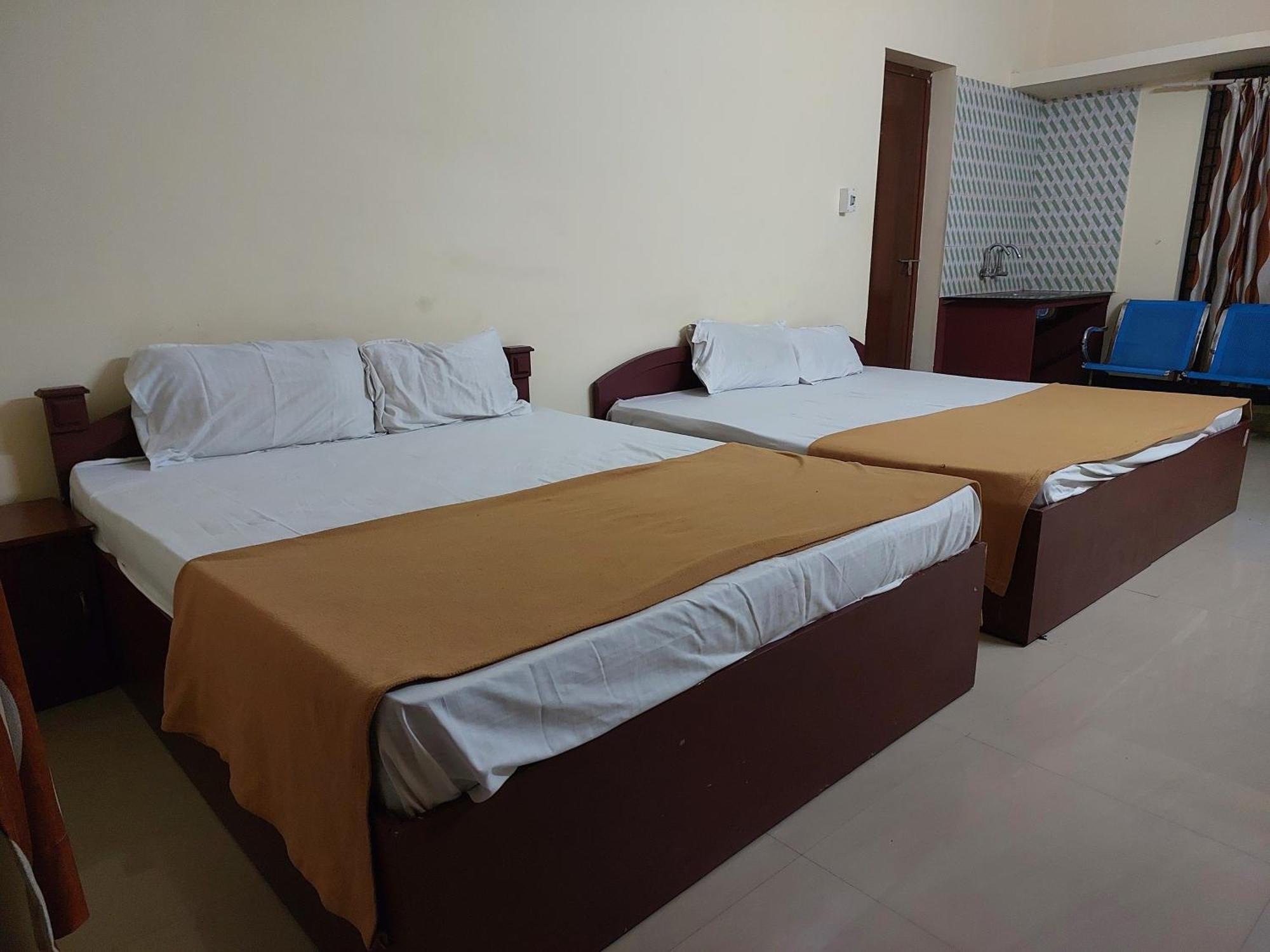 Adhithya Apartments Guruvāyūr Exteriér fotografie