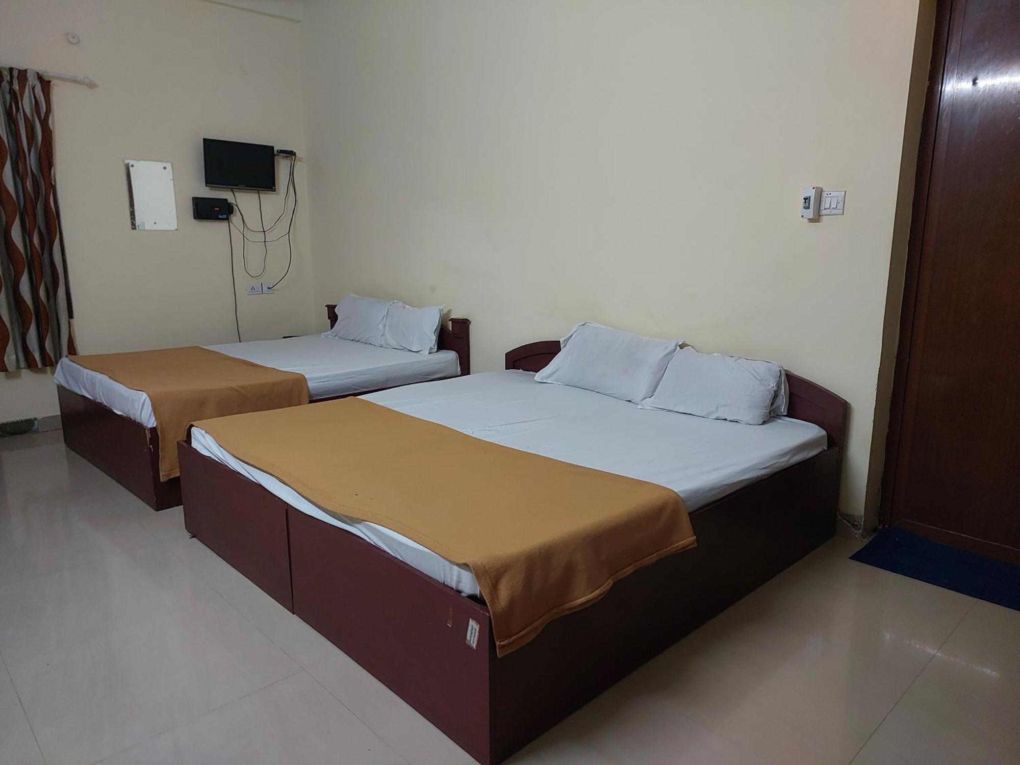 Adhithya Apartments Guruvāyūr Exteriér fotografie